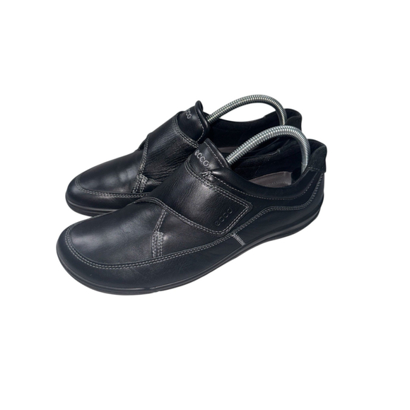 Ecco Womens Black Leather Loafers Size 41 US 10-10.5 - Picture 2 of 9